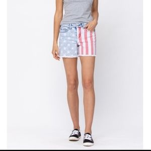 JUDY BLUE AMERICAN SHORTS
